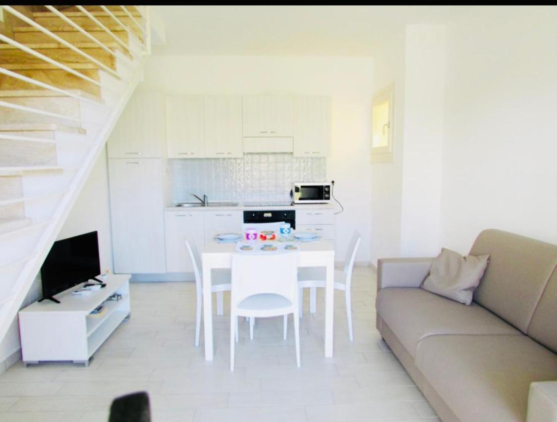 Casa Silvia Climatizzata, Giardino Privato E Posto Auto Privato Cod Iun S9185 Βίλα Viddalba Εξωτερικό φωτογραφία